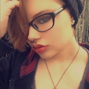 Meet your Posher, Jasmine